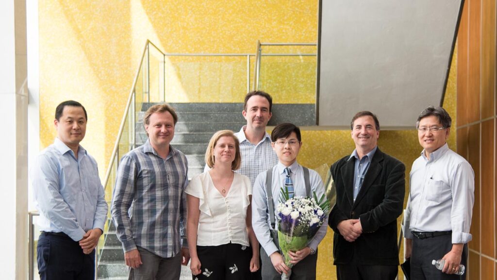 Hong Hsi Lee after defending his PhD thesis in 2019, with committee members.