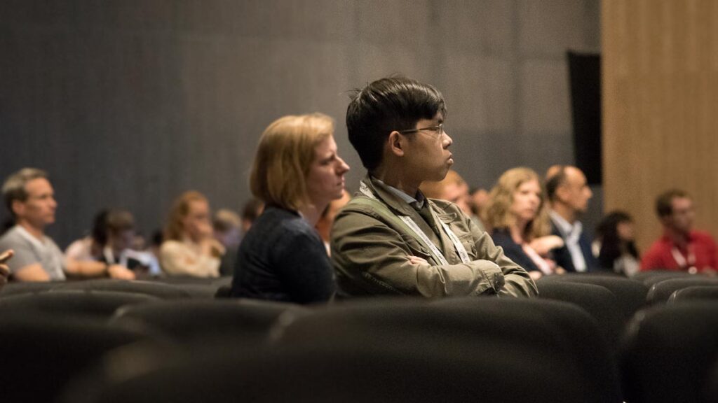 Els Fieremans and Hong Hsi Lee at the annual meeting of the ISMRM in 2018 in Paris, France.