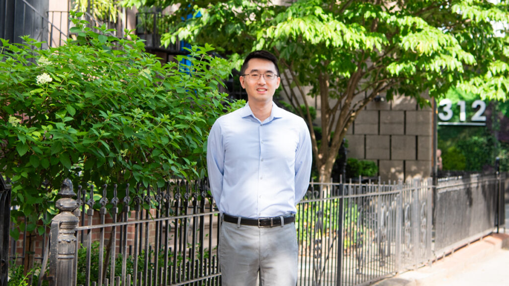 Photo of Andrew Mao.
