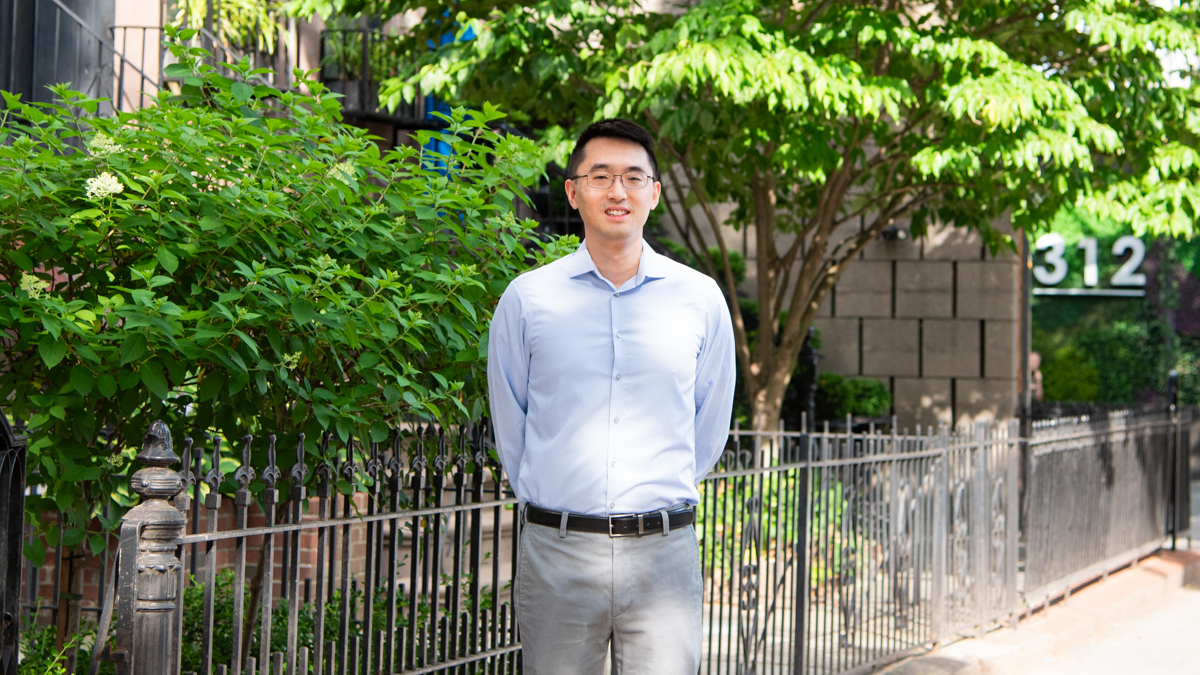 Photo of Andrew Mao.