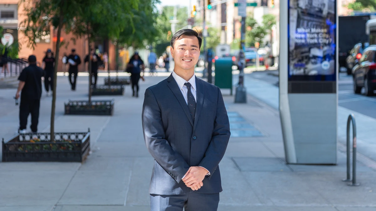 Photo of Peter Hsu.